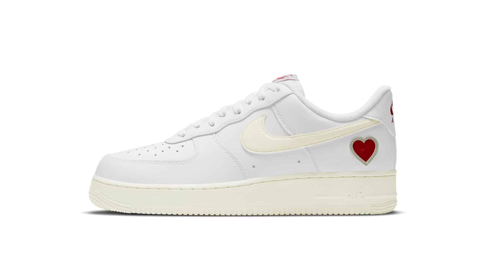 Une Nike Air Force 1 "Valentine’s Day" fait surface Le Site de la Sneaker