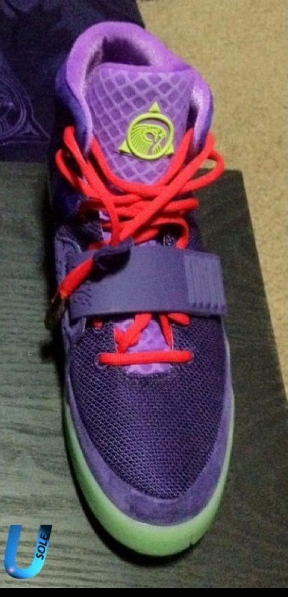Nike Air Yeezy 2 Purple - Le Site de la 
