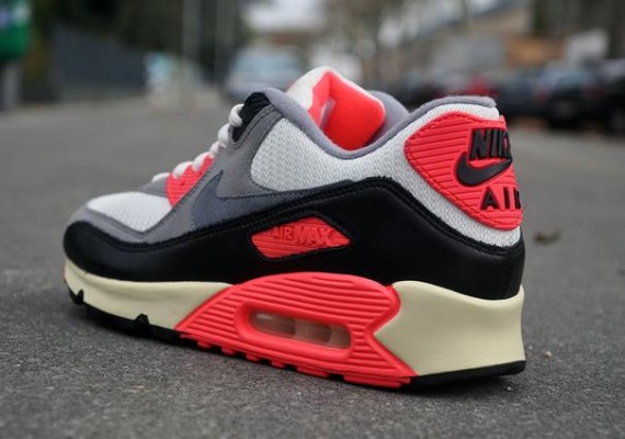 Nike Air Max 90 VNTG Infrared Décembre 