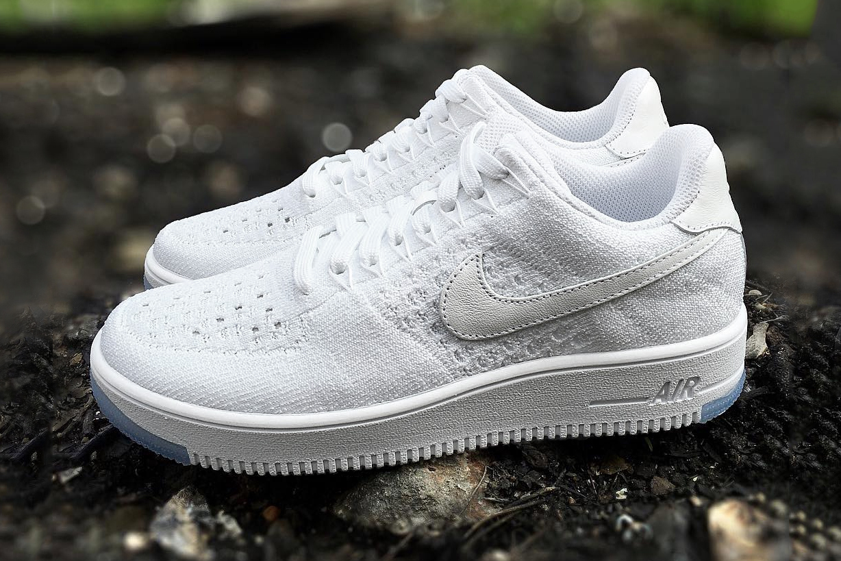 nike white flyknit air force 1