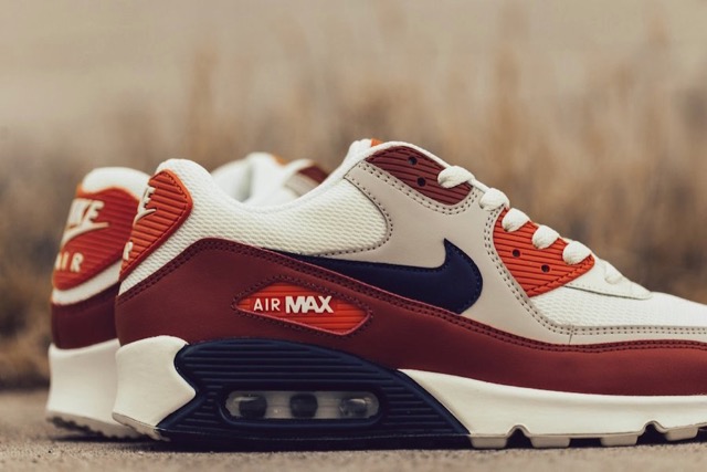 Preview: Nike Air Max 90 Mars Stone 
