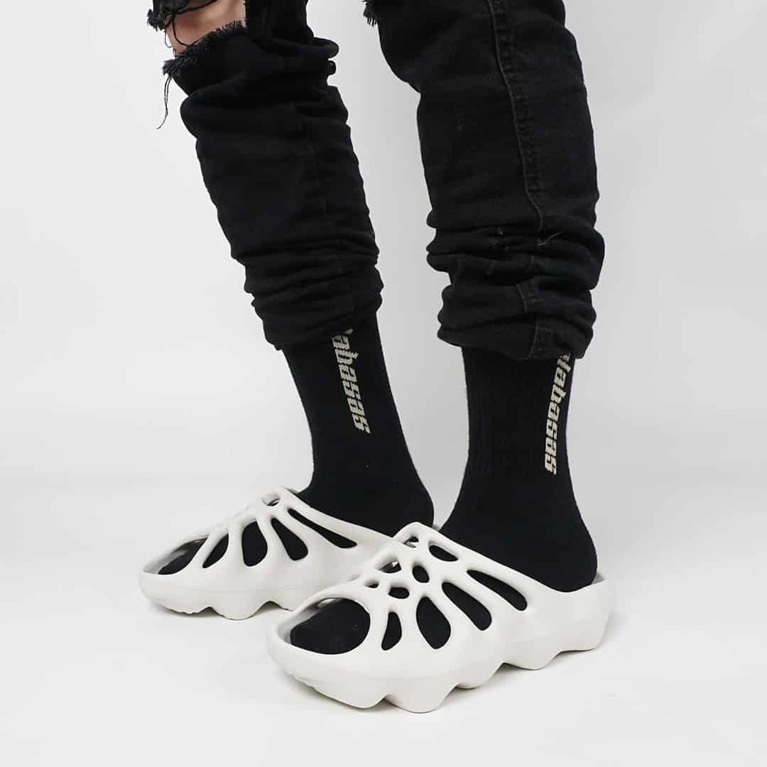 adidas YEEZY 450 Slide "Ophani" - Le Site de la Sneaker